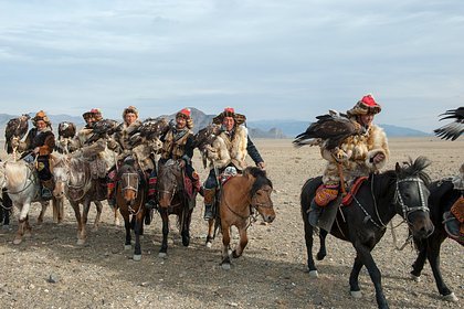 Монголия: где спутниковая антенна соседствует с духами предков