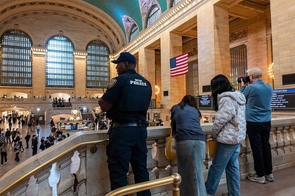 Острый соус, сбой Wi-Fi и равнодушие полиции: как поездка в Нью-Йорк обернулась для туриста судебными исками на миллионы